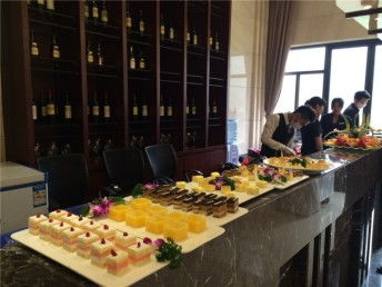 冷餐茶歇酒会策划首选 御宴餐饮，专业团队打造深圳精致美食体验